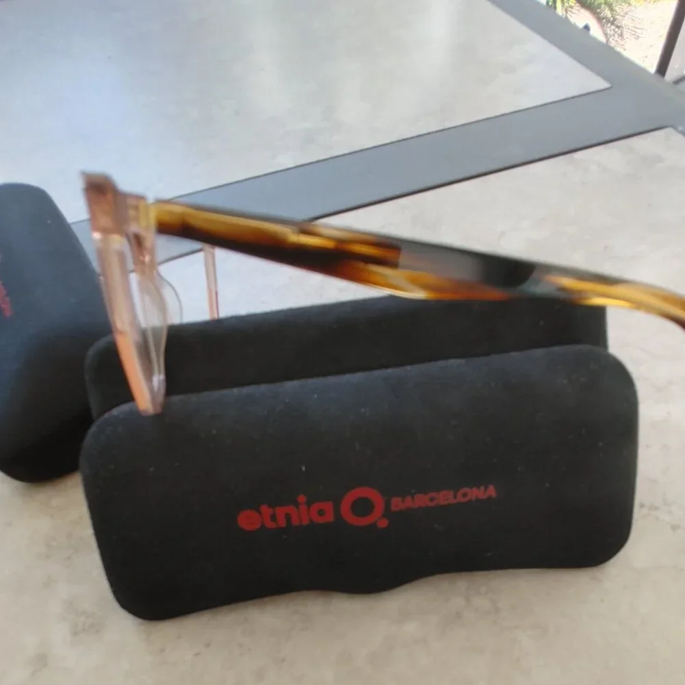 Etnia Barcelona Dorothy frames. NWOT